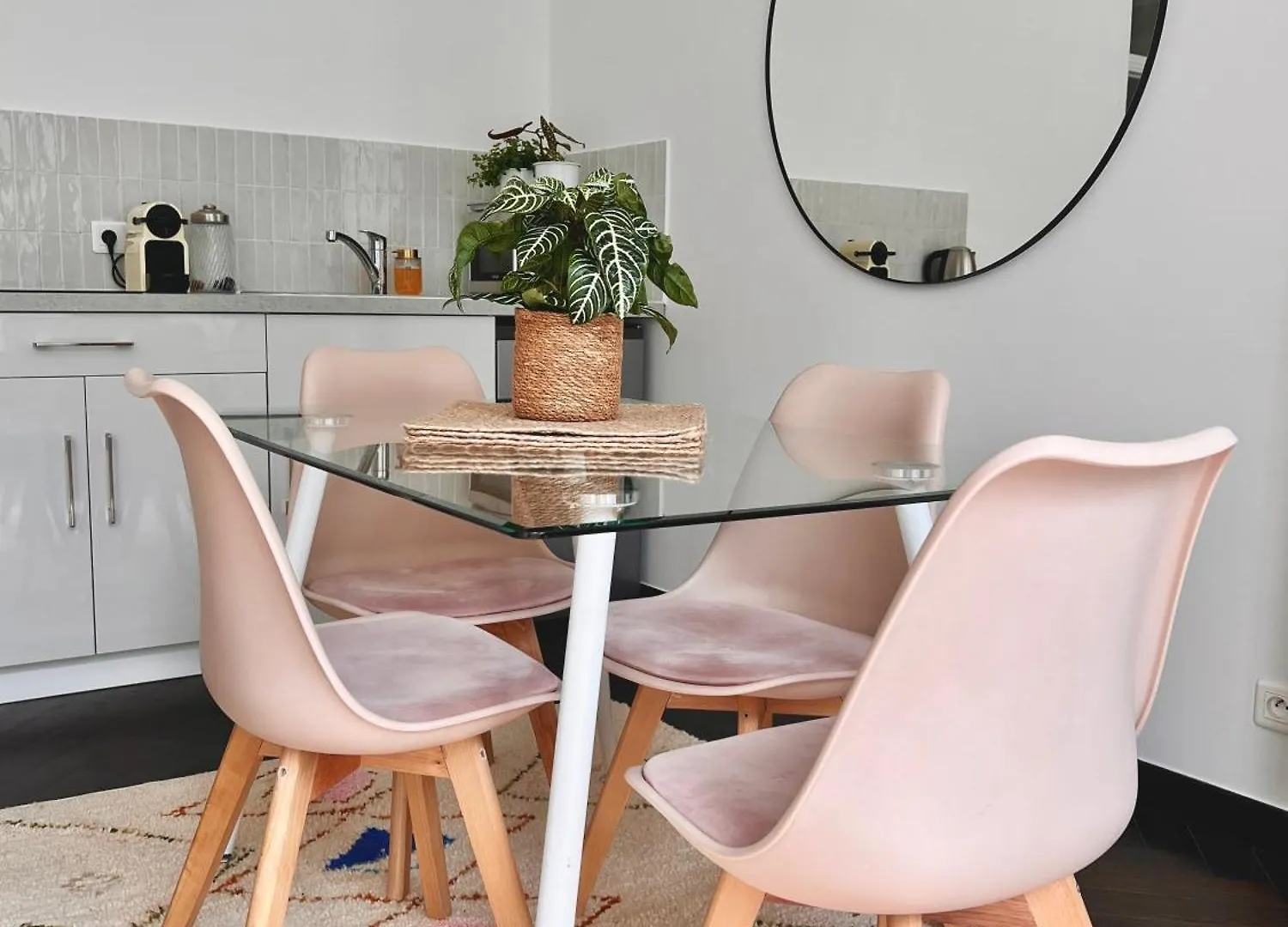 Canal St Martin Miss Dodu Paris Apartment